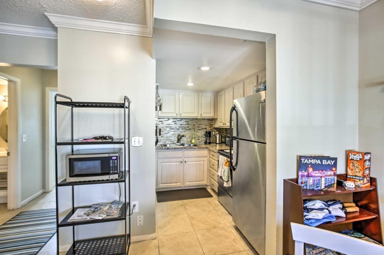 St Pete Condo With Heated Pool - Less Than 1 Mi To Beach! St. Pete Beach Kültér fotó