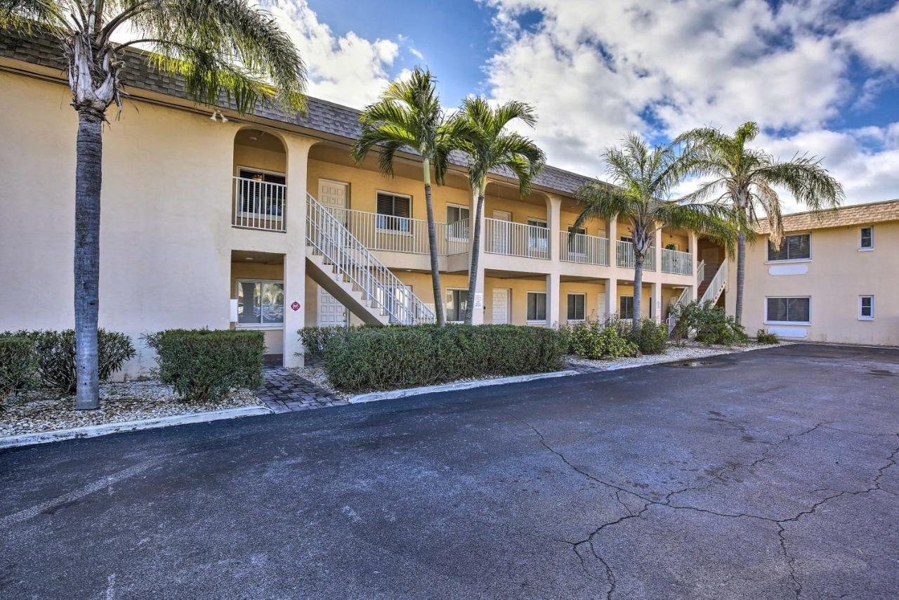 St Pete Condo With Heated Pool - Less Than 1 Mi To Beach! St. Pete Beach Kültér fotó