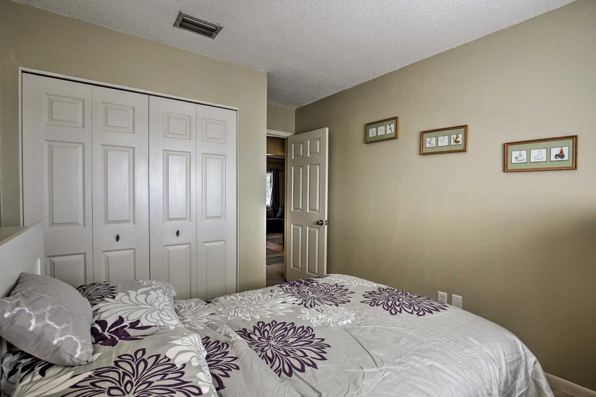 St Pete Condo With Heated Pool - Less Than 1 Mi To Beach! St. Pete Beach Kültér fotó